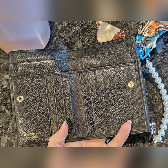 Burberry Black Pebbled Leather Nova Check Wallet w/Faux Pearl Strap/Twilly Added - Picture 7 of 13